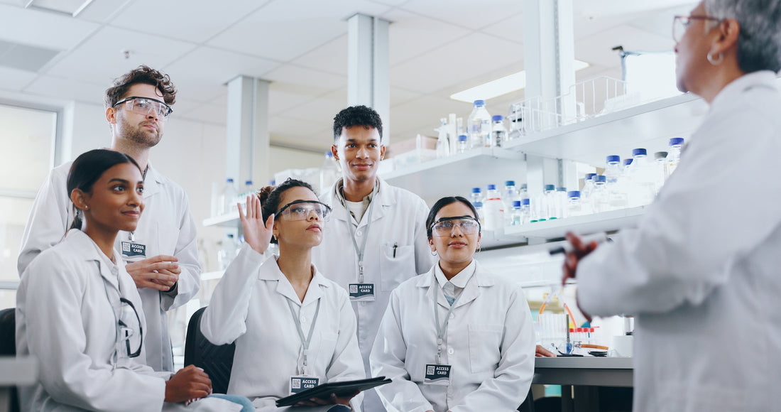 🩺 Los instrumentos básicos que todo estudiante de medicina debe tener