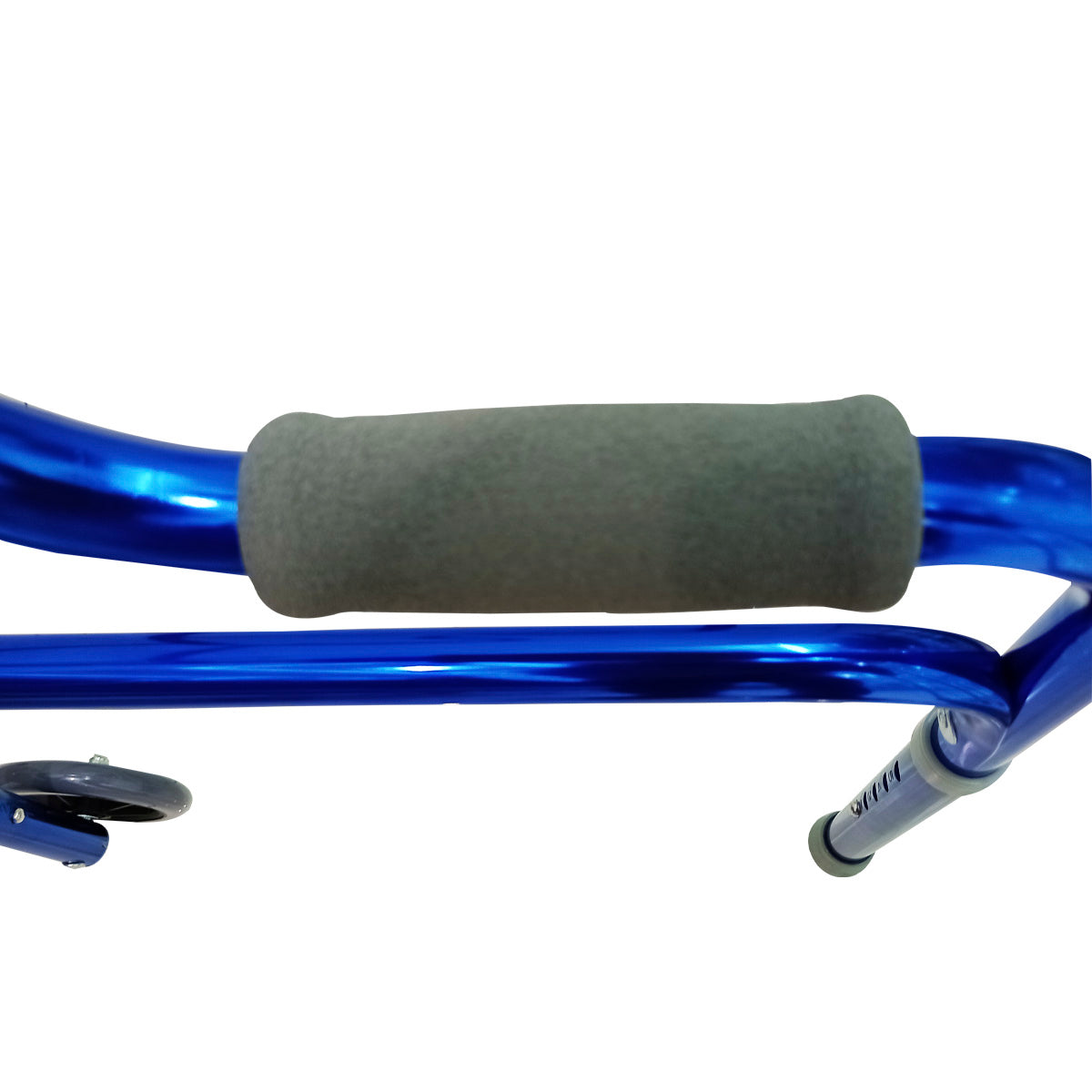 Andadera Plegable con Estructura Ligera y de Aluminio con 2 Ruedas Delanteras y 2 Patas Traseras con 5 Niveles Ajustables / Marca Handy