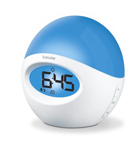 Reloj Despertador con luz de varios colores, cuenta con radio y conexión USB para reproducir música desde el celular Marca Beurer