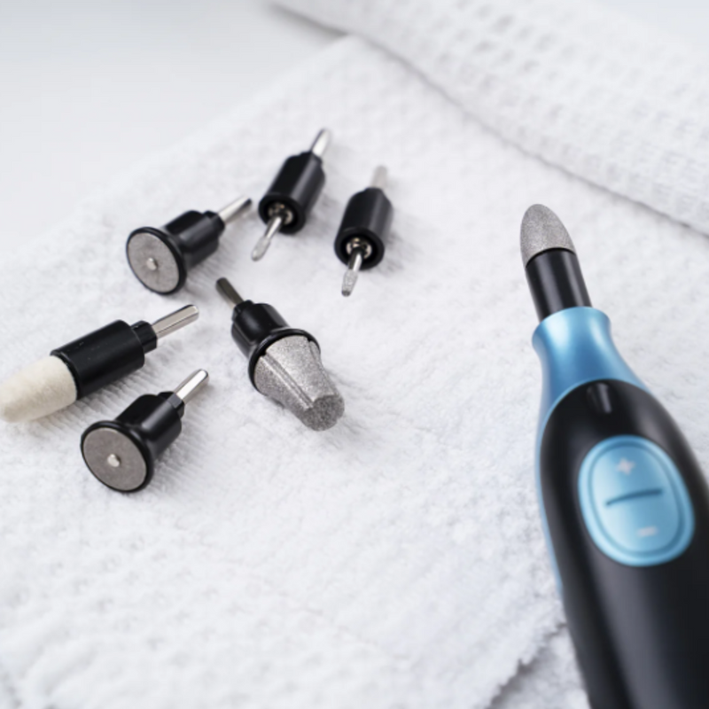 KIT ELÉCTRICO PROFESIONAL MANICURE Y PEDICURE EDICIÓN LIMITADA MP42BF23 BEURER