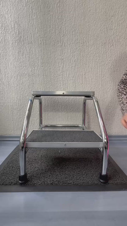 Banco De Altura 2 Peldaños Medico Escalerilla Antiderrapante